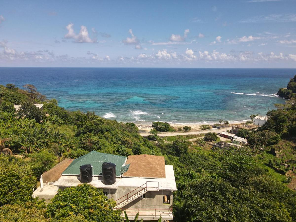 I View - In Long Bay Villa Exteriör bild